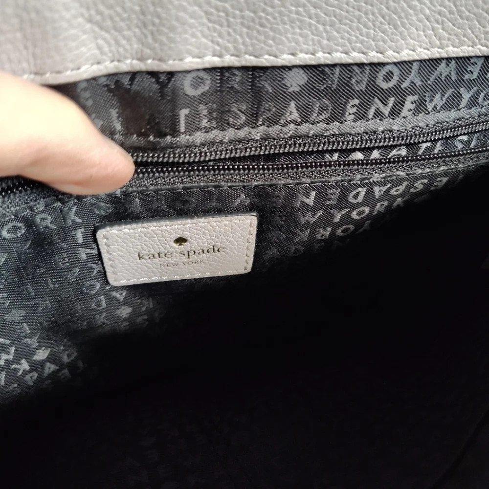 Kate Spade Black & Taupe Pebbled Leather Kaela Crossbody Shoulder Bag Casual